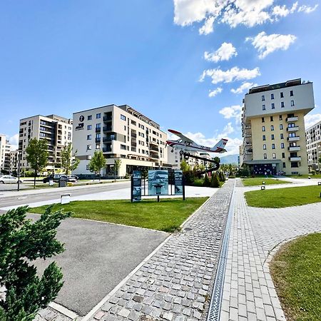 Kasper Coresi Mall - Rise Private Apartments & Suites Braşov Exteriör bild