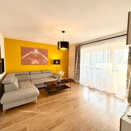 Kasper Coresi Mall - Rise Private Apartments & Suites Braşov Exteriör bild
