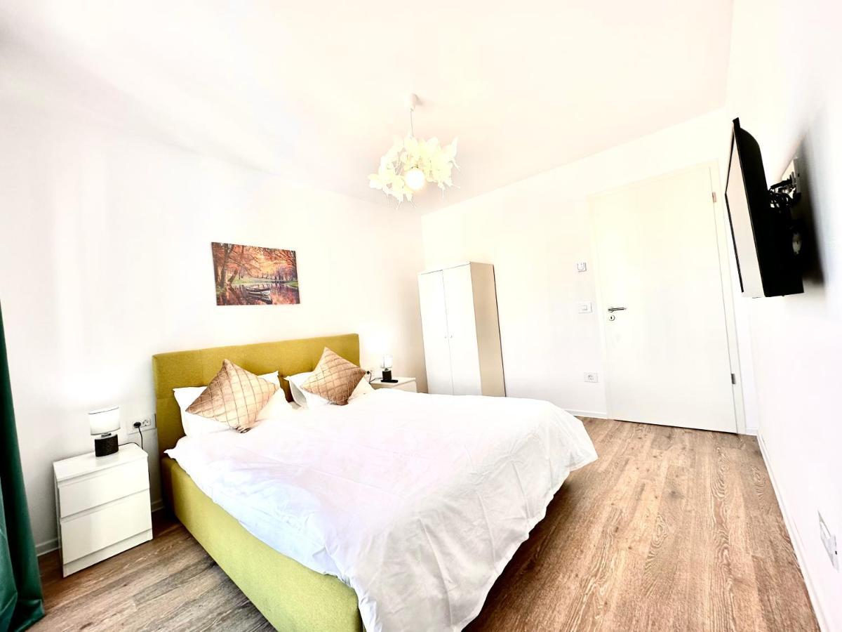 Kasper Coresi Mall - Rise Private Apartments & Suites Braşov Exteriör bild