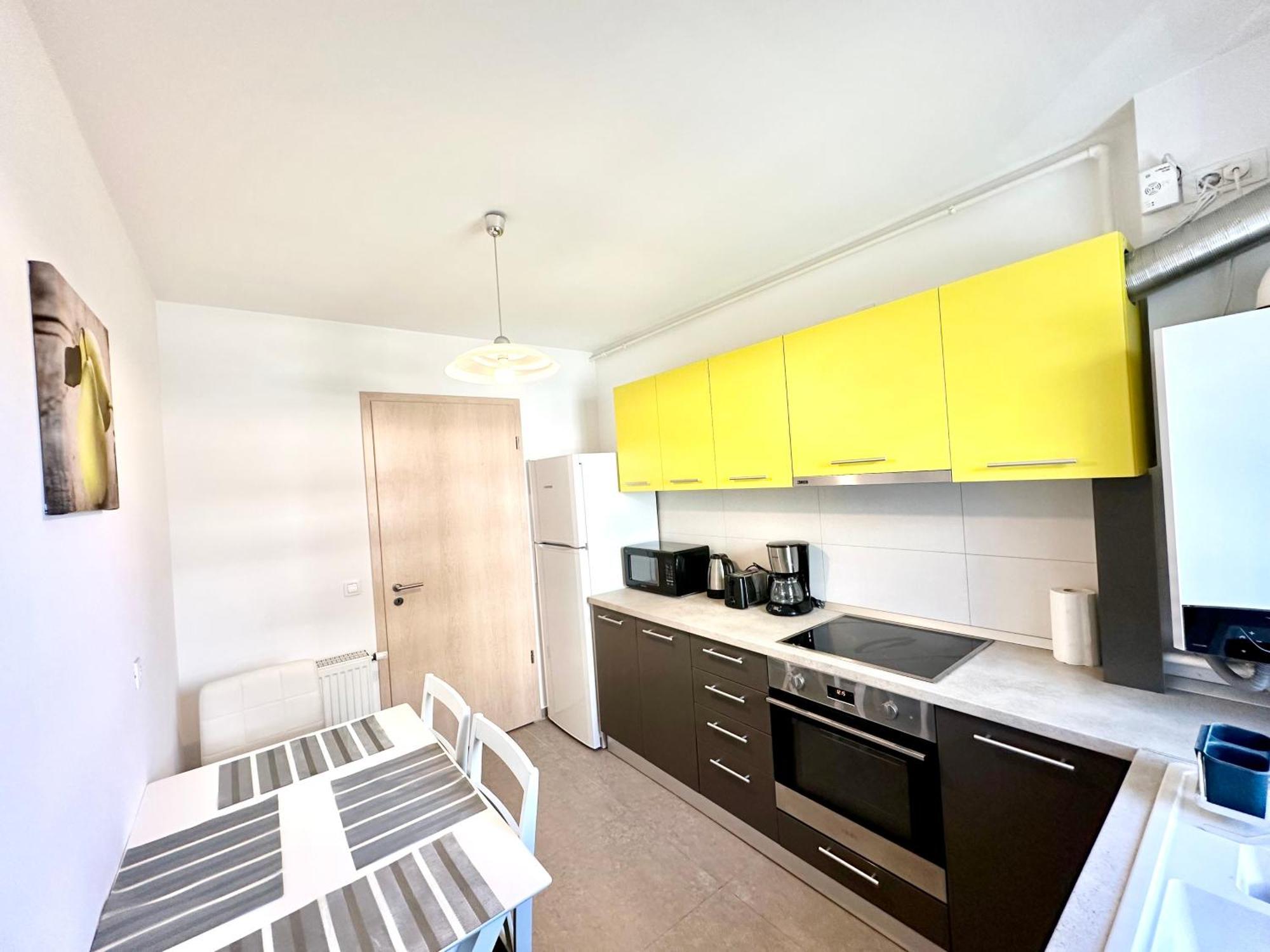 Kasper Coresi Mall - Rise Private Apartments & Suites Braşov Exteriör bild