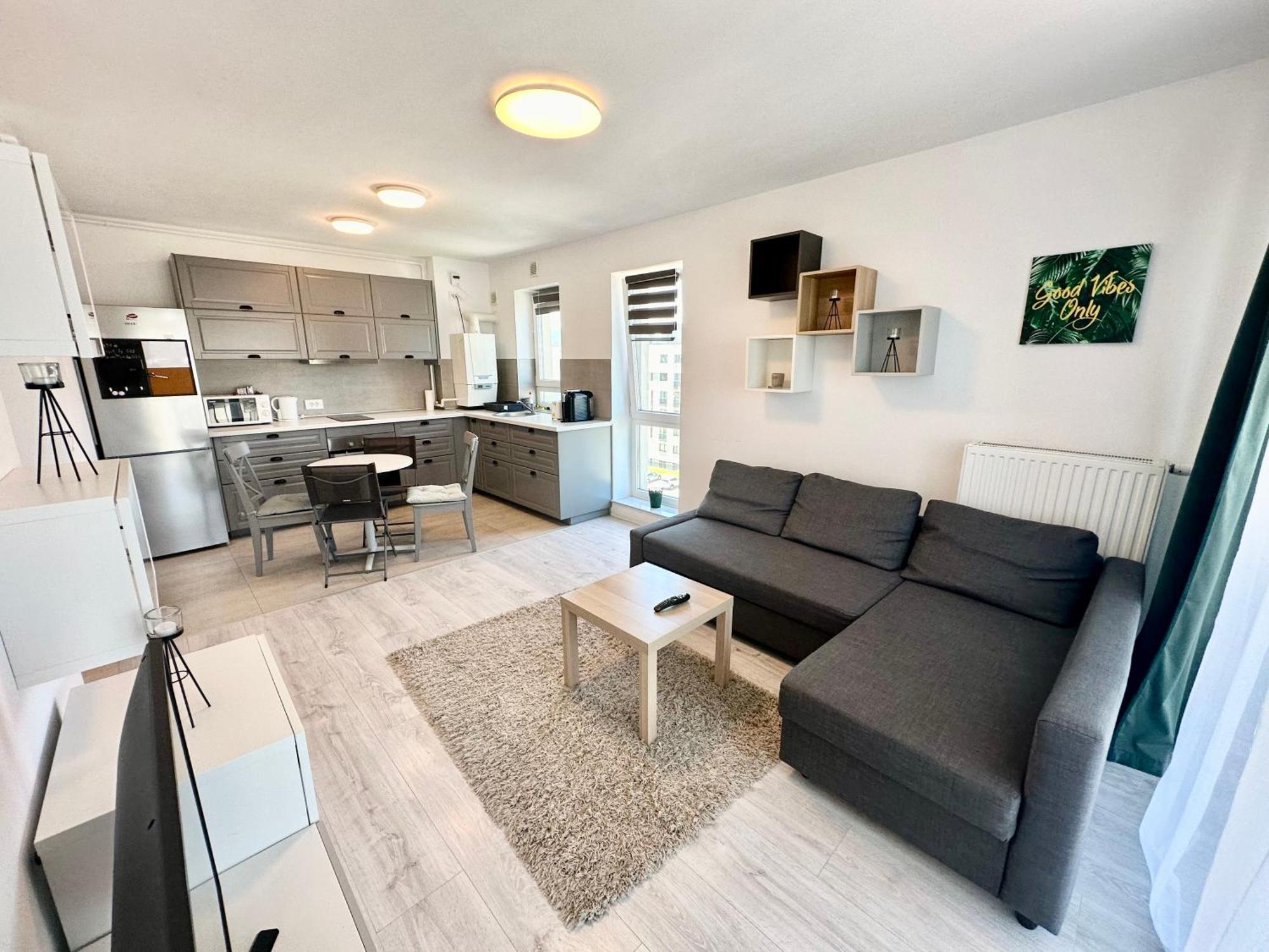 Kasper Coresi Mall - Rise Private Apartments & Suites Braşov Exteriör bild