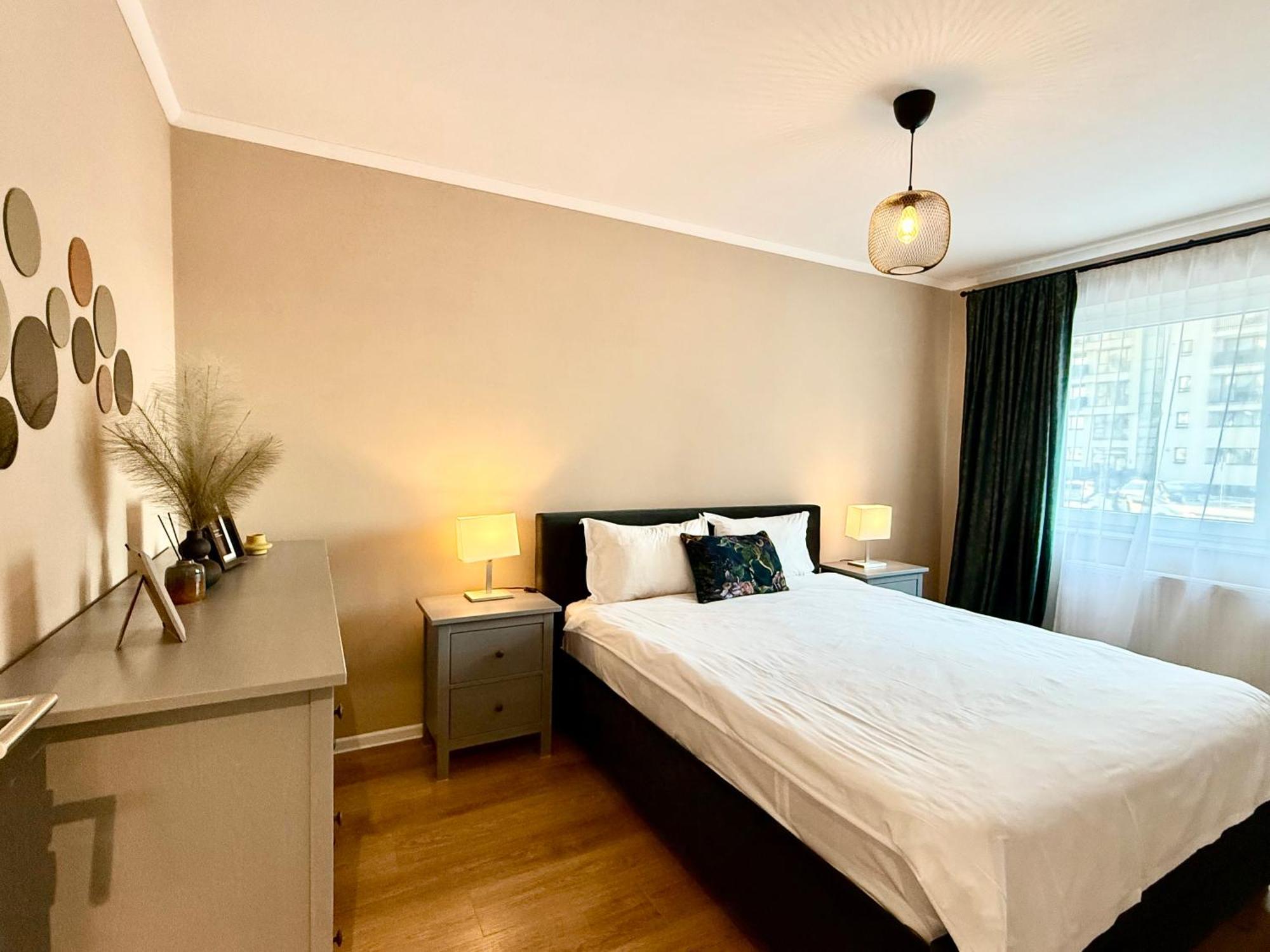 Kasper Coresi Mall - Rise Private Apartments & Suites Braşov Exteriör bild