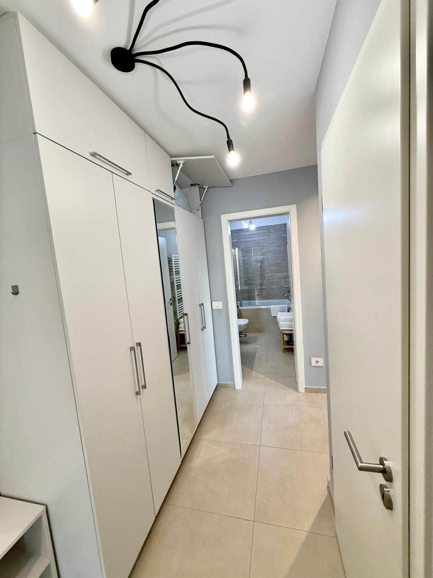 Kasper Coresi Mall - Rise Private Apartments & Suites Braşov Exteriör bild